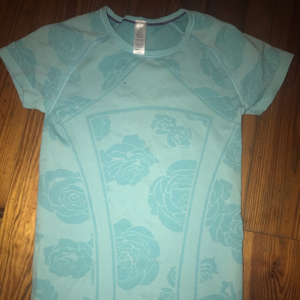 Iviva Workout short sleeve top